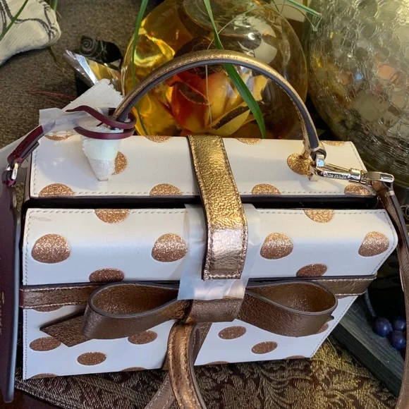 Authentic Kate spade dots glitter/leather gift box Crossbody/Satchel - Picture 4 of 13